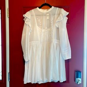 Banana Republic white embroidered mini dress with slip size large